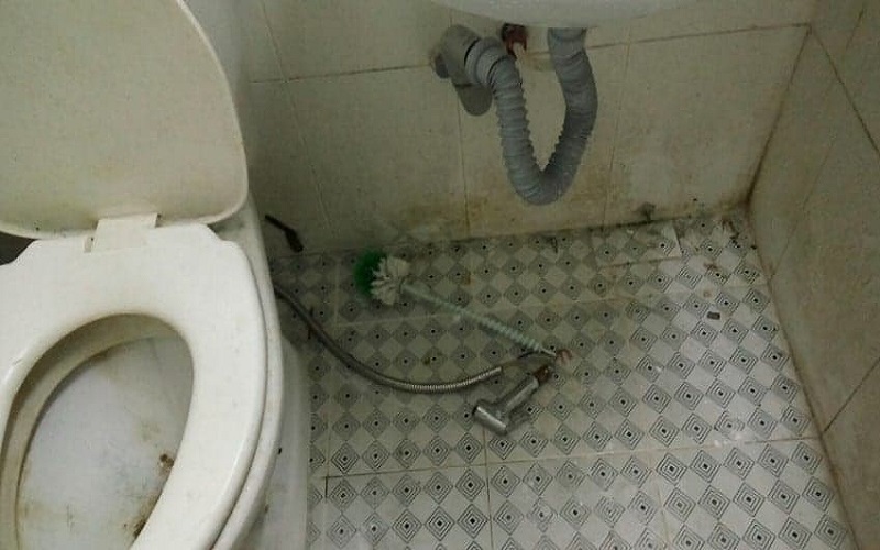 Cách xử lý vòi xịt vệ sinh bị gẫy